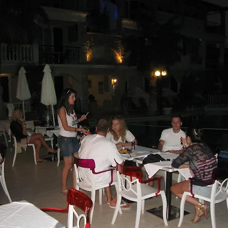 アパートホテル Zante Plaza &