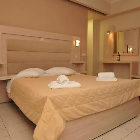 アパートホテル Zante Plaza & 3*